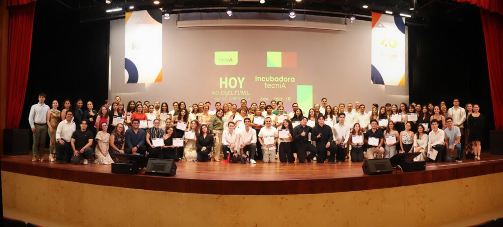 Impulso a los Emprendimientos en Mérida: TecniA Gradúa a 59 Nuevas Empresas 3 panoramic result 2