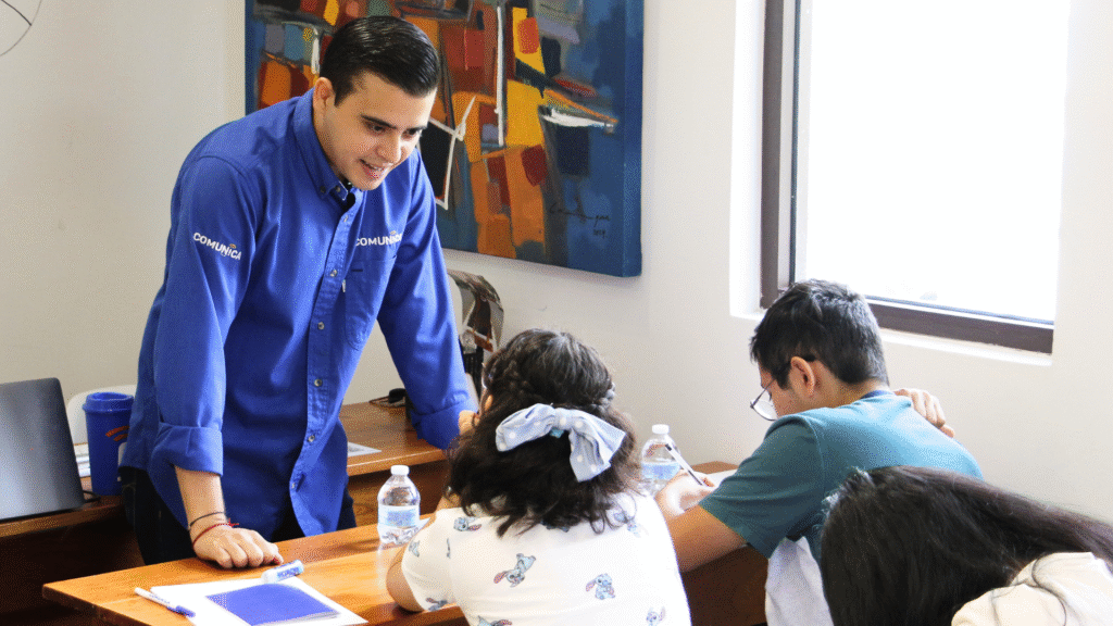 Aprende a comunicar con éxito: taller presencial en Mérida impulsa tu expresión verbal y no verbal 5 3